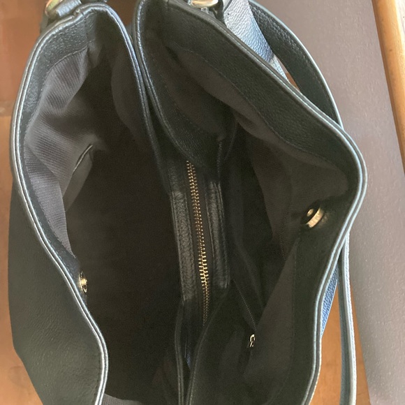 Authentic Coach Purse - Picture 2 of 4